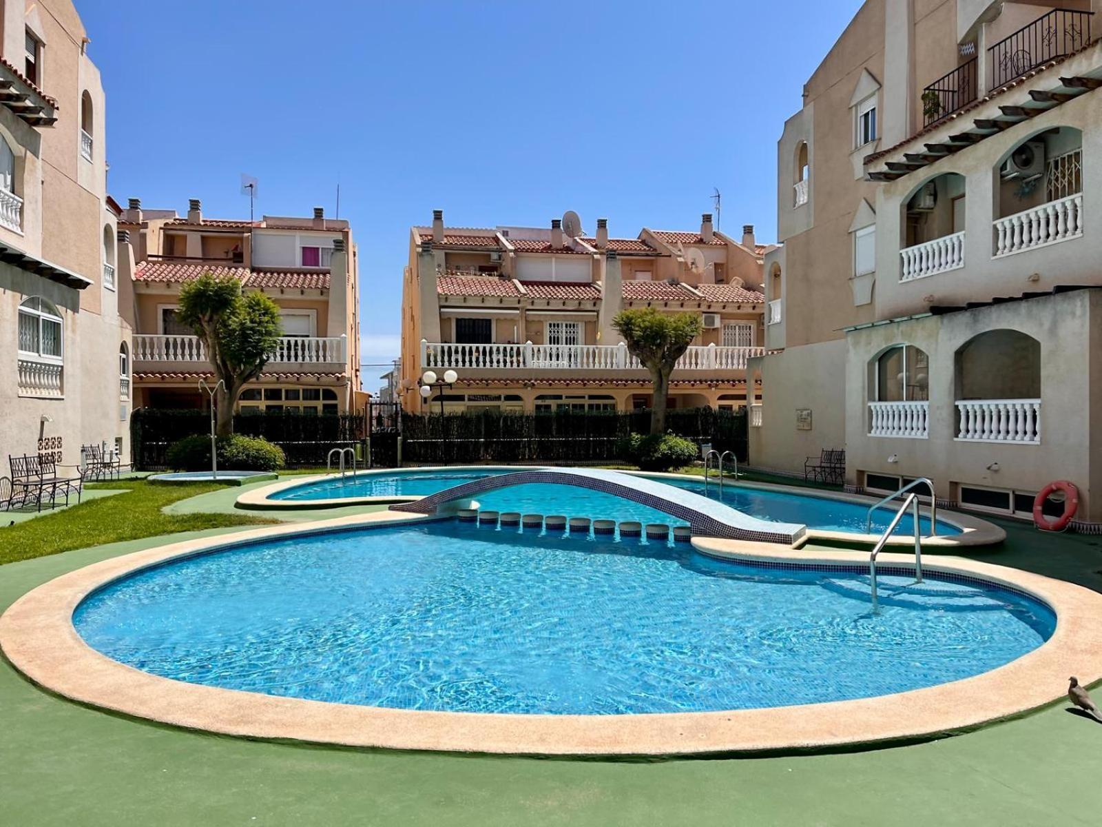 Apartments Near Park Torrevieja Kültér fotó